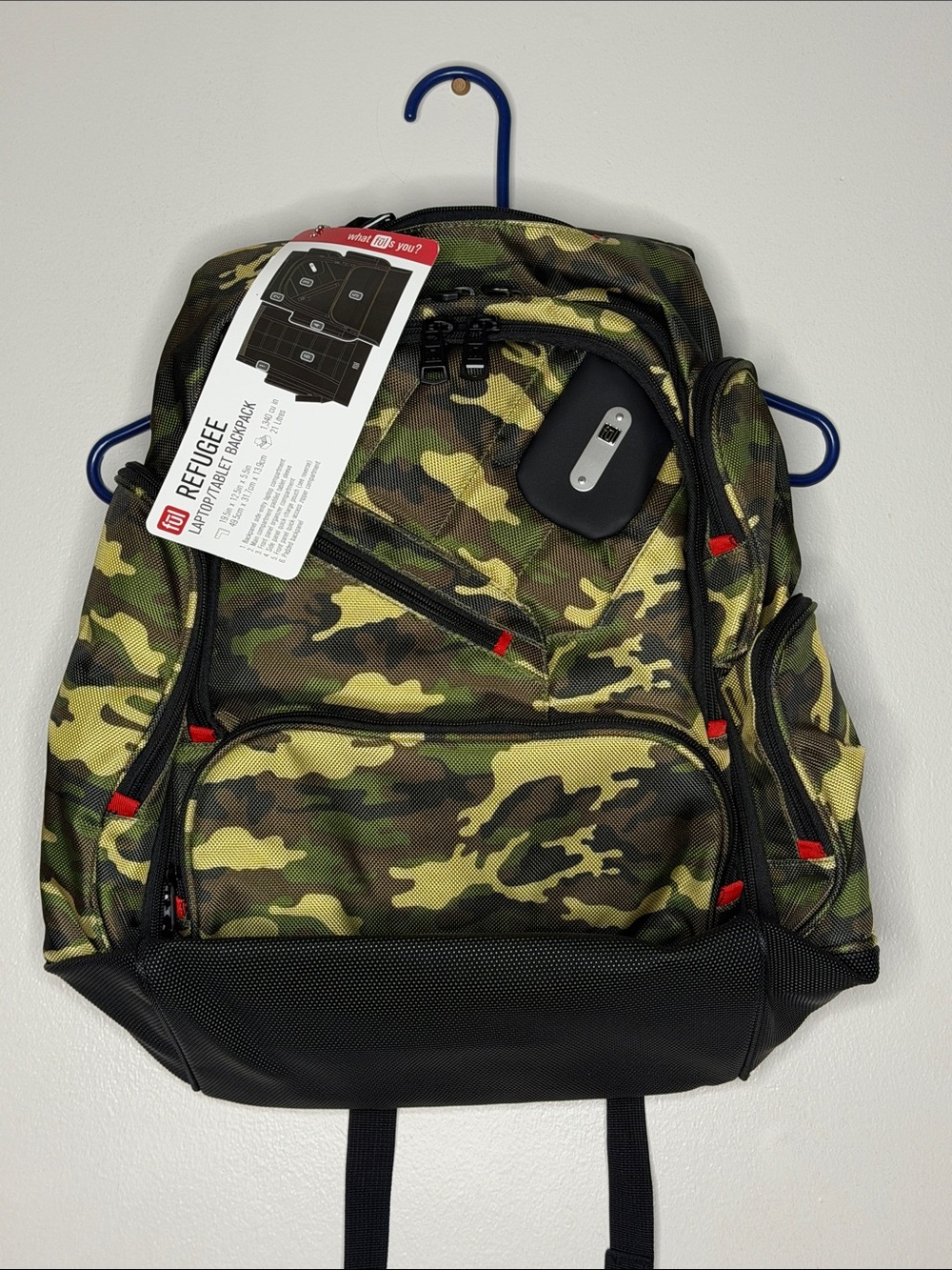 Fūl Camo Men's Backpack with Red Accents